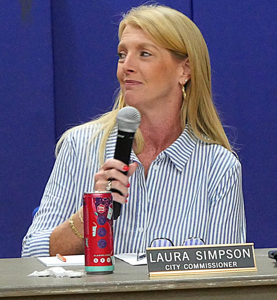 Bartow Vice Mayor Laura Simpson speaks at the final Amendment 3 community meeting.